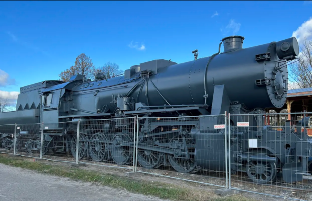 Laiarööpmeline auruvedur sai korda